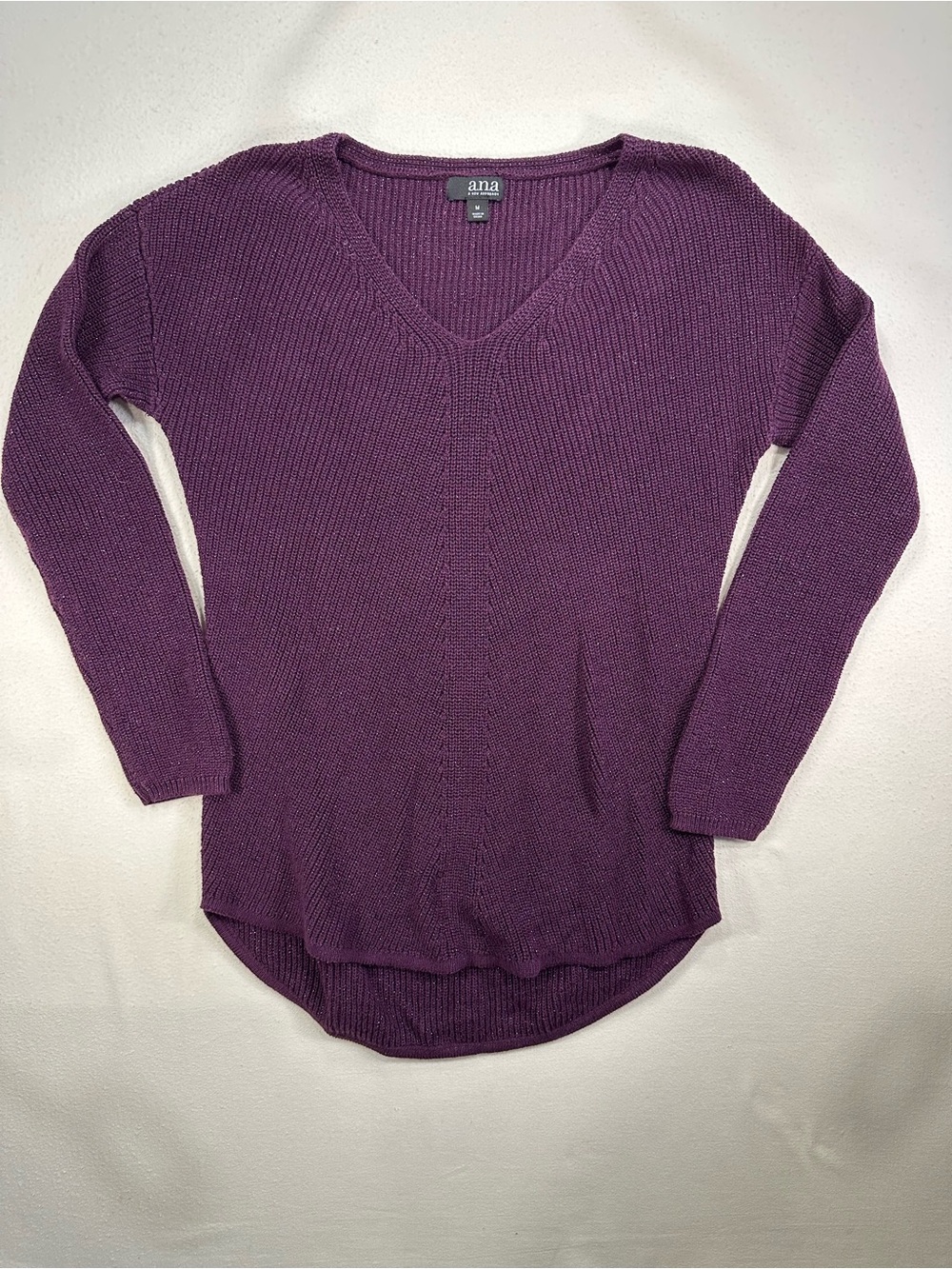 a.n.a. Purple Shimmer Metallic Ribbed V-Neck Pullover Tunic Sweater Size M EUC
